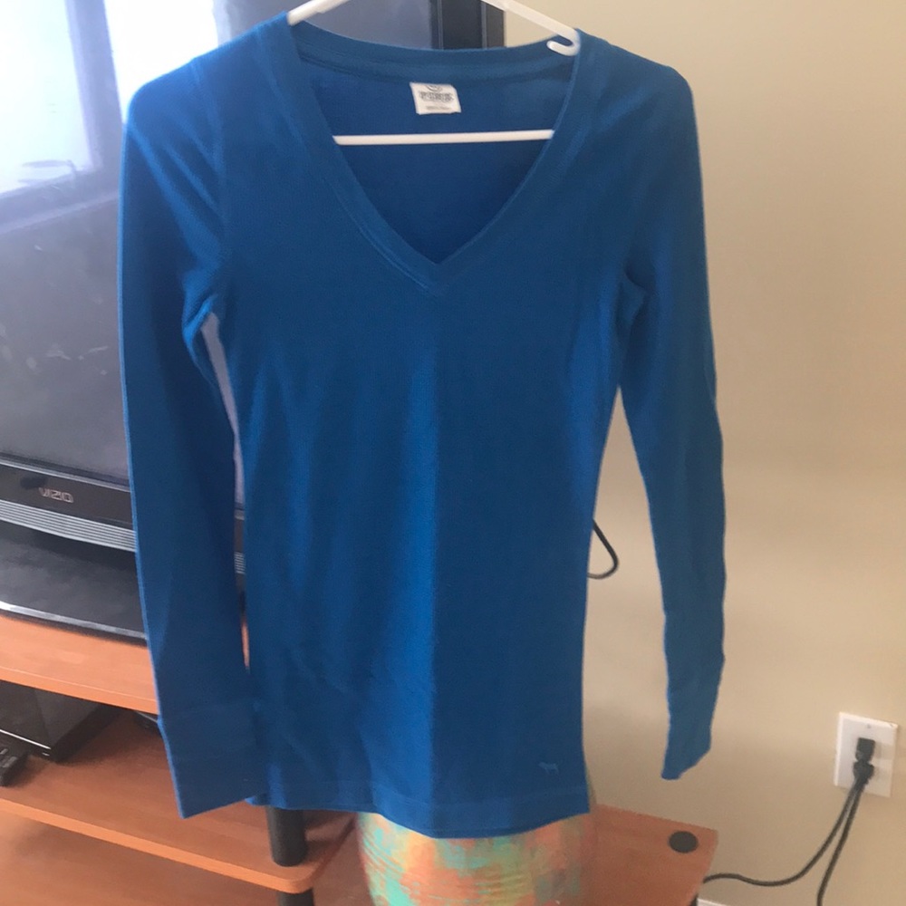 SALE!!🦋PINK NWOT THERMAL BLUE SHIRT BY PINK!!🦋
